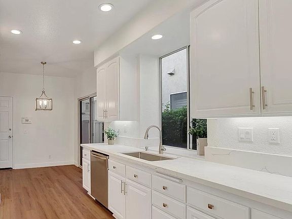 2nd image of 11374 Legacy Canyon Pl