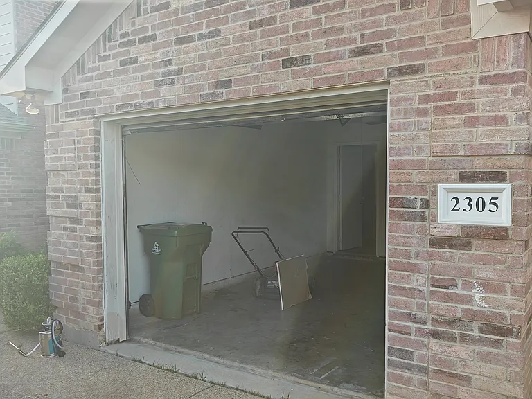 2305 Aldergate Dr — Photo 10