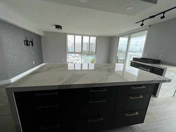 2nd image of 1688 West Ave APT 901