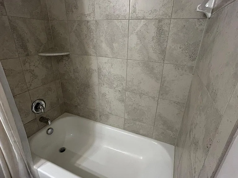 157 Cheshire Ln — Photo 24