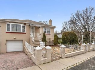 147 Hart Ave, Yonkers, NY 10704