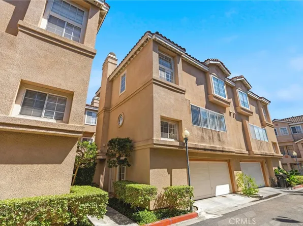 14075 Lemoli Ave, Hawthorne, CA 90250