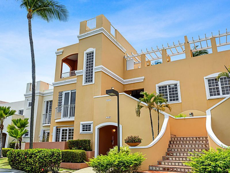 1st image of Fairway Courts Villa #758