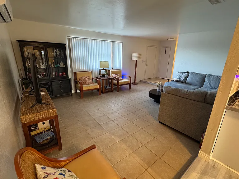 8027 Wishing Well Rd — Photo 8