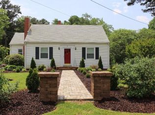 8 4th St, Clarksville, VA 23927