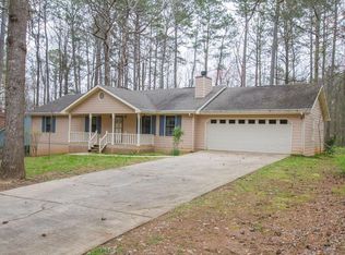 3530 Daylon Dr, Cumming, GA