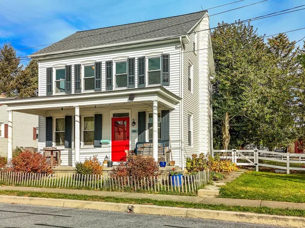 6137 Carpenter St, East Petersburg, PA 17520