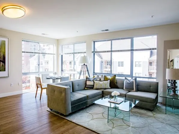Bedford Hall Apartments
