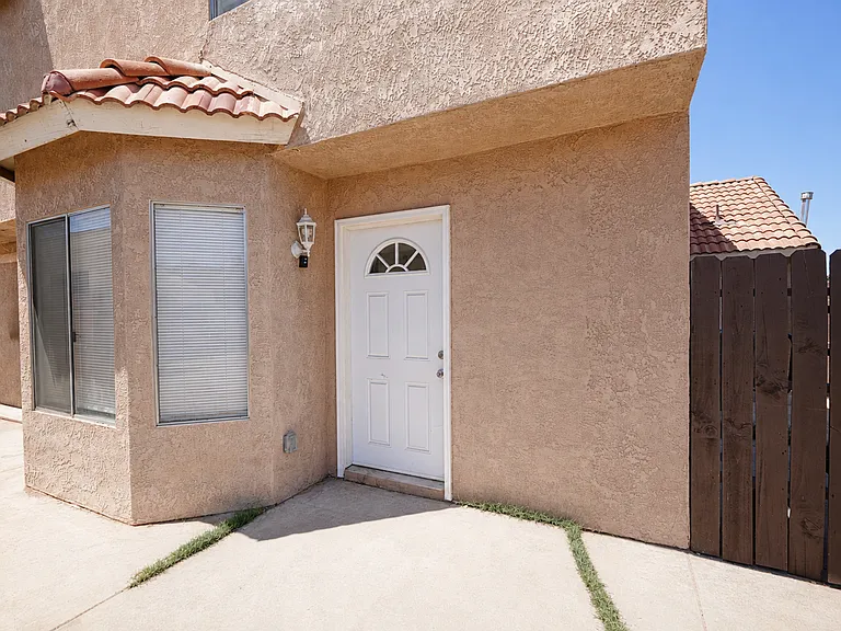 24897 Citadel St — Photo 1