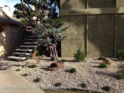 2nd image of 255 C Ave APT E