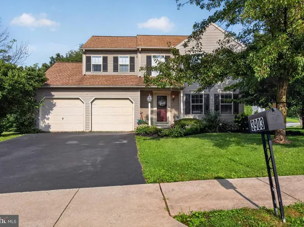 3903 Starview Dr, York, PA 17402