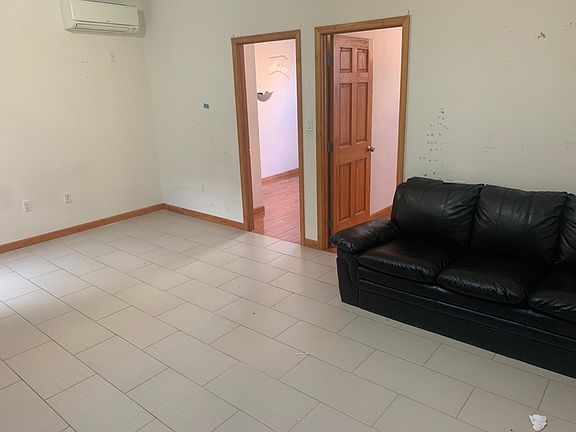 3rd image of 2719 Avenue U #2R