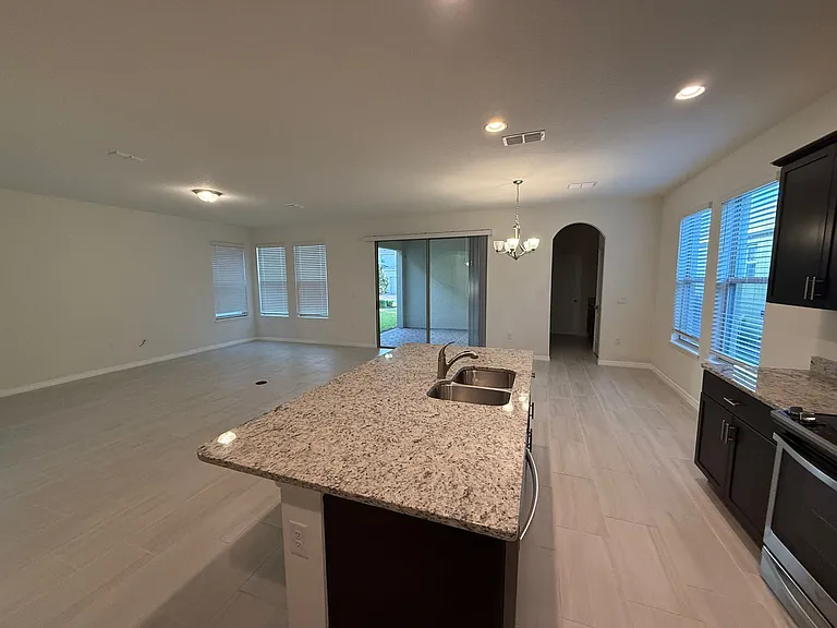 15872 Moonlight Bay St — Photo 9