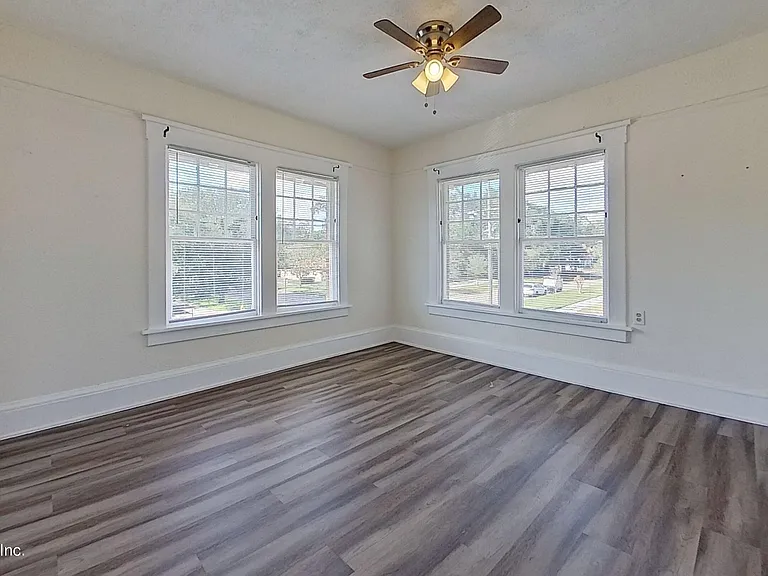 907 Copeland St #907 — Photo 5