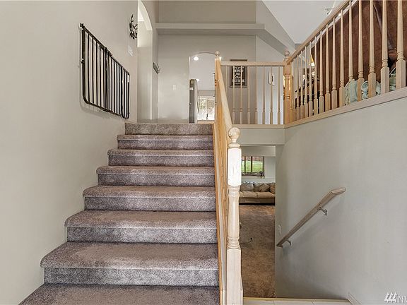 5th image of 21218 108th Avenue Ct E