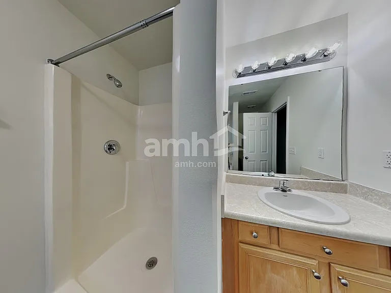 201 Cassidy Ct — Photo 9