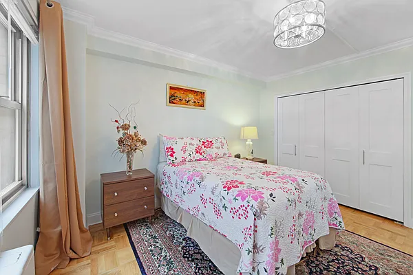 77 West 55th Street #4H in Midtown, Manhattan | StreetEasy