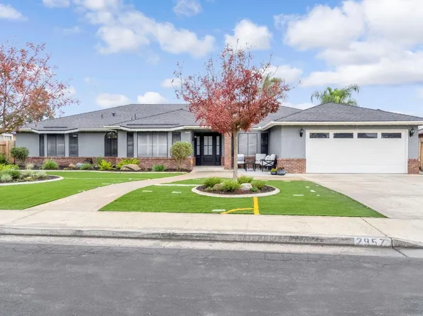 2957 Aspen St, Hanford, CA 93230