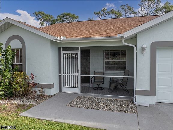 4th image of 3902 Sabal Springs Blvd