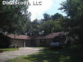 2nd image of 5 Hagan Dr