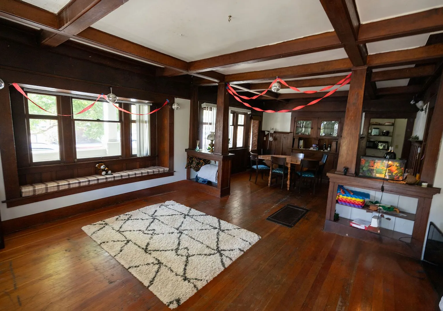 Owner Motivated Price Reduction - $3950/month for a 5bd/3ba House — Photo 1