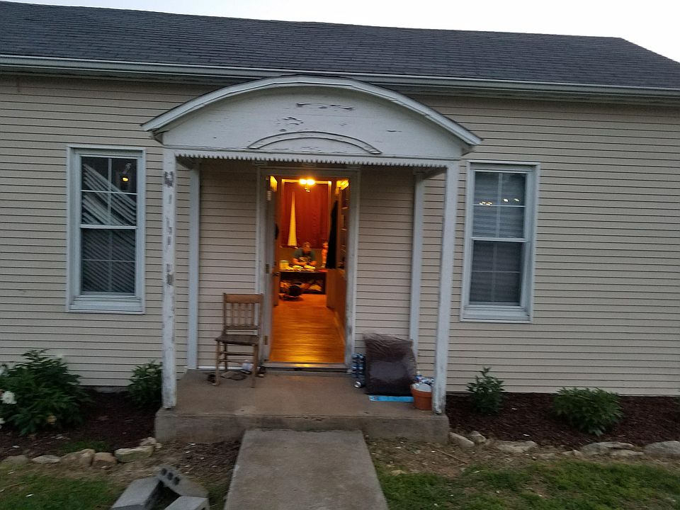 201 N Gilbert Ave, Freeburg, MO 65035 Zillow