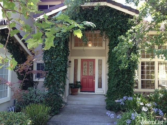 1st image of 124 Burrill Dr