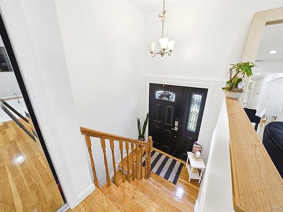 3rd image of 38 Sutton Street