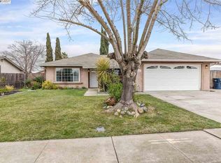 2161 Bluebell Dr, Livermore, CA 94551