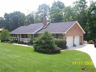 3rd image of 46293 Seville Ln