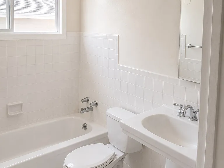 407 Rio Del Mar — Photo 2