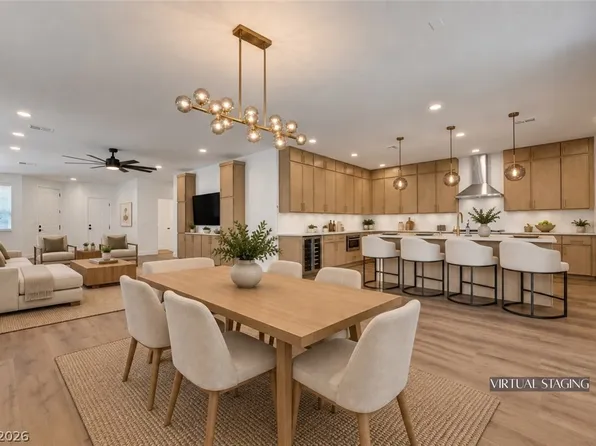121 Torchwood Ln, Las Vegas, NV 89144