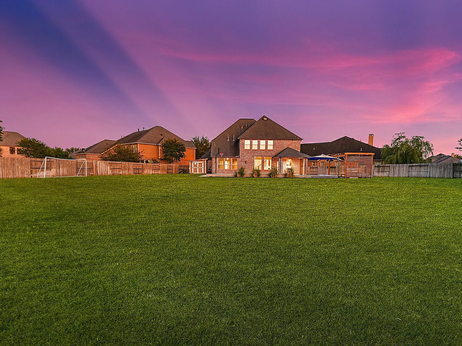 5 bed, 4.5 bath, 3828 sqft, $4,600 — Photo 4