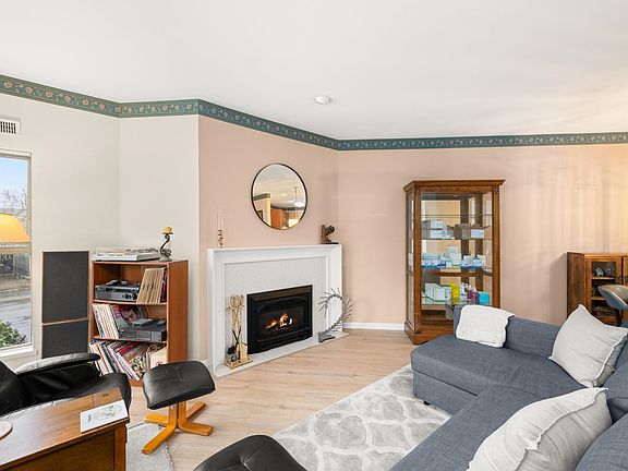 3rd image of 4753 River Rd W #108