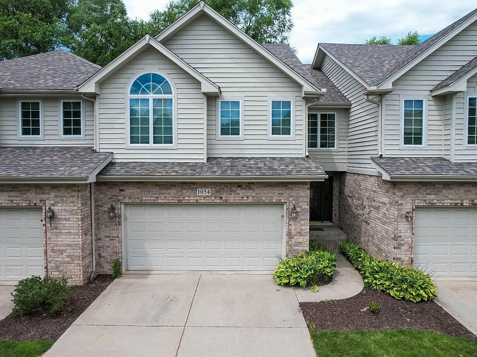 1st image of 1054 Mission Hills Ct