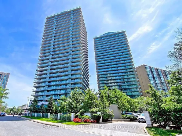 5500 Yonge St #803, Toronto, ON M2N 7L1