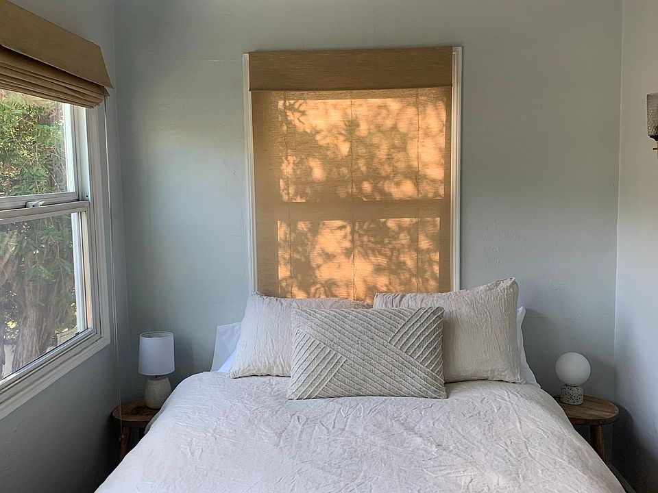 1st image of 2212 Valentine St #1