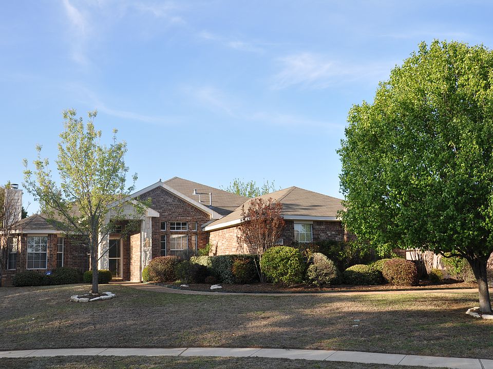 1st image of 1409 Montevideo Ct