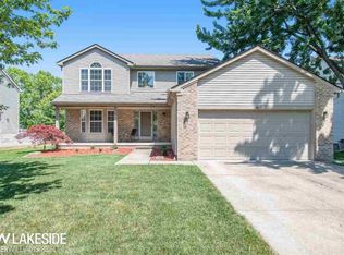 1722 Beech Lane Dr, Troy, MI 48083