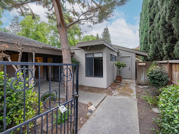 4th image of 3555 Appleton Way