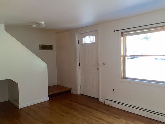 3rd image of 1 Grand St