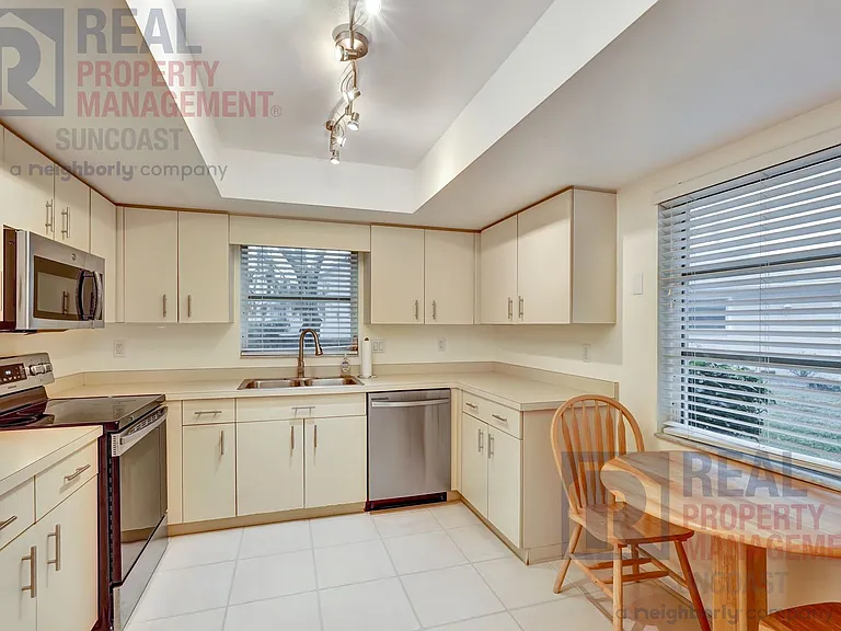 3777 Bonaventure Ct — Photo 8