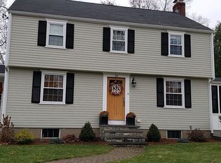 35 Tamarack Rd, Reading, MA 01867