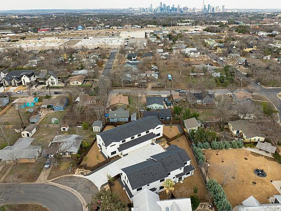 3rd image of 1500 Sylvan Glade Rd #2A