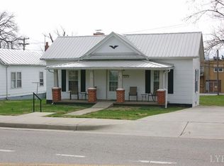 913 7th St, Altavista, VA 24517