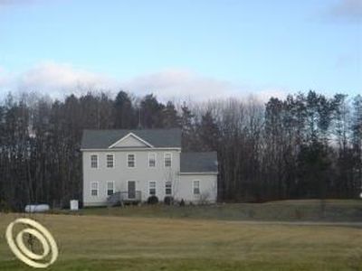 10664 Sargent Rd, Fowlerville, MI, 48836