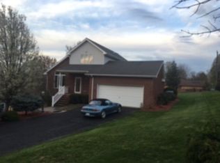 809 Marion Ave, Tazewell, VA 24651