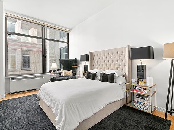 5th image of 252 7th Ave APT 7S