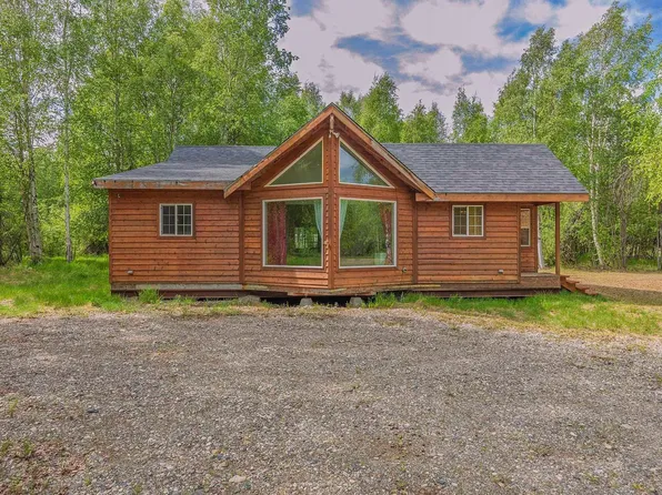 1985 Tracy Ave, North Pole, AK 99705