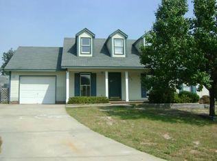 2249 Gladstone Ct, Fayetteville, NC 28304
